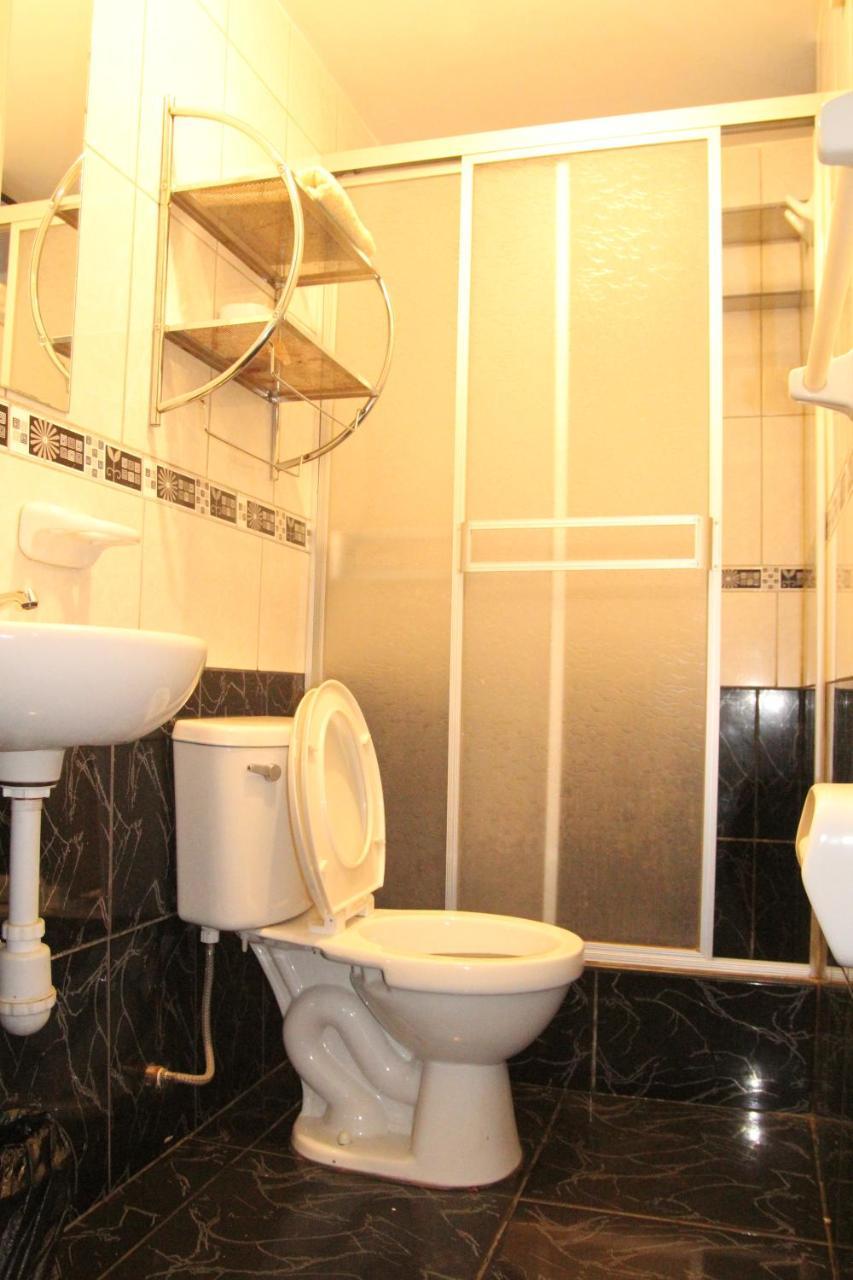 Hostal Florencia Huaraz  Bagian luar foto