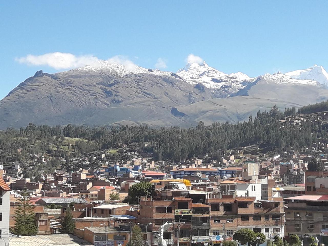 Hostal Florencia Huaraz  Bagian luar foto